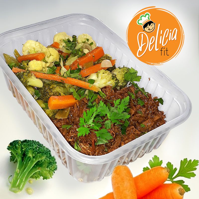 Carne de Panela Desfiada e Mix de Legumes