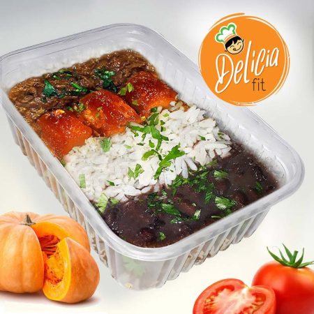 marmita de carne de panela arroz feikão abóbora caramelada
